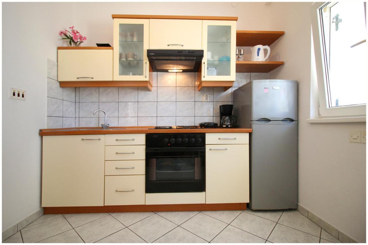 Studio Apartman Elena Primošten المظهر الخارجي الصورة