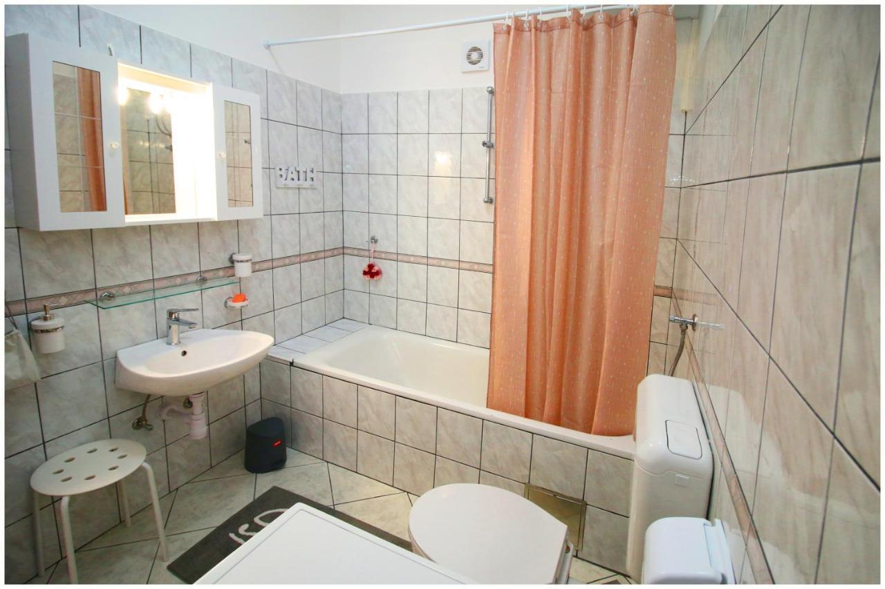 Studio Apartman Elena Primošten المظهر الخارجي الصورة